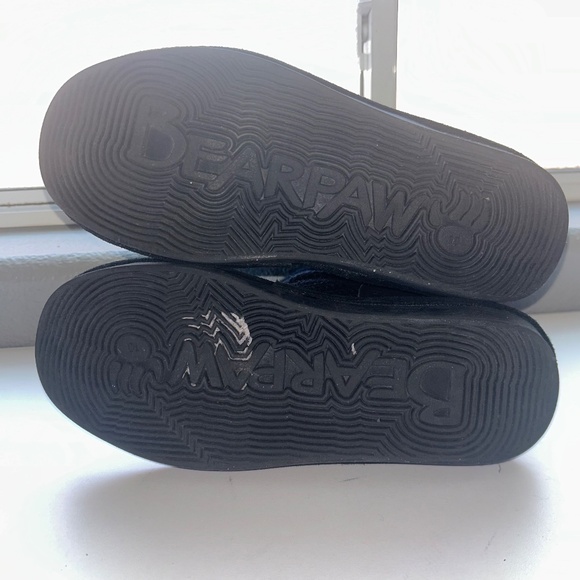 Size 10 | Bearpaw knit boots - Picture 5 of 7